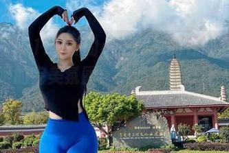 微密圈 – 120斤的小王同学的在线图集，口罩姬的完美氛围：半遮半掩好让人心扑通！