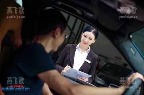 “爱丝”新出115CM长腿警员写真集，单腿立马go，整个画风都变了！