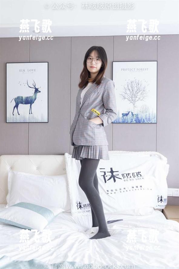 BoBoSocks袜啵啵-稚予 BoBoSocks袜啵啵 - 稚予的OL风:适合开会还是适合喝咖啡的完美错位合集?