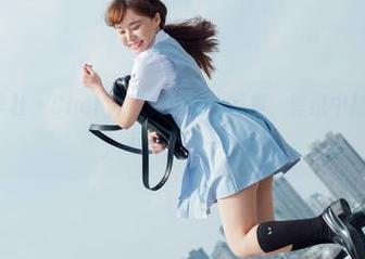 BoLoli菠萝社 – Cheryl青树的奶牛写真，壁纸中摇曳的身影啊，不得不查一查！