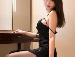 Feilin嗲囡囡 – 桃香子，图集中那少女藏了几分幽幽的情愫呢？
