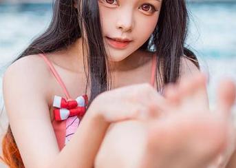 Hachi小芭的蒂法图包，细腻得让我不断回味，刚好适合消磨时间。