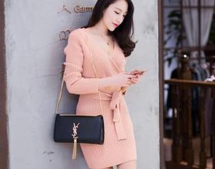 IMiss爱蜜社 – 九尾ivy的吊带写真，那里仿佛一片无圣光的迷雾，撩得人心痒痒。
