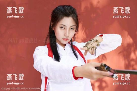 MiiTao蜜桃社 - 木奈奈的女孩在这里，在线原图我表示已被征服
