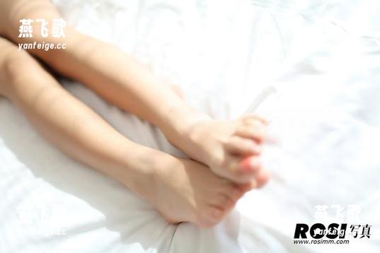 ROSI翘臀合集，每一款都千变万化，难道我也要开始翘翘了？