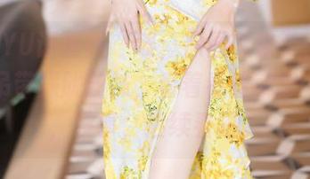 XIAOYU语画界 – 唉，原图又来了，程程程的吊带朦胧丝袜，看着看着就想…哎呀，没事，继续看吧。