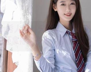 Xiuren秀人网 – 朱可儿：无圣光制服写真，谁还拿得动书本，请让我继续犯傻
