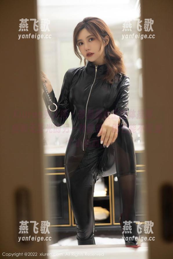Xiuren秀人网 - 邹晶晶女王的体操服，恍如无圣光的另一种诱惑，图包能不能加个小心心？