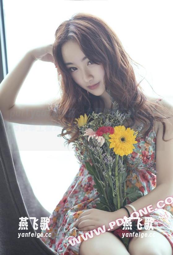 partycat轰趴猫-棉花糖candy partycat轰趴猫 - 免费!棉花糖candy为你奉上极致美足套图,脚丫子也会发光!
