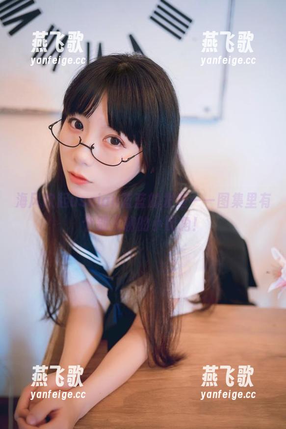 海风吹起usejan蓝蓝的发型——图集里有个别无聊的小配角！
