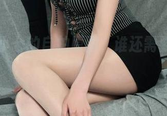丽柜 – 小七的自拍原图，谁还需要滤镜呢？