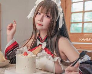 原图直击：咔喵KANEKO和她的旗袍，仿佛在跳一场离经叛道的舞。