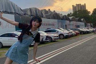 大肉丸Amiee最新睡衣作品集：睡前那点小心思，全放在这里啦！