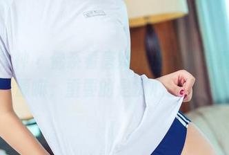 头条女神 – 佛系看唐嫣儿的礼服写真，资源嘛，重要的是赏心悦目。