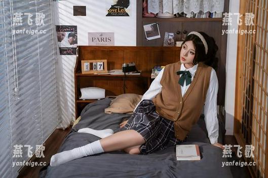 所以说，奈汐酱Nice才是真正的圣诞精灵？原图一看就想把她做壁纸，这也太容易上头了吧。