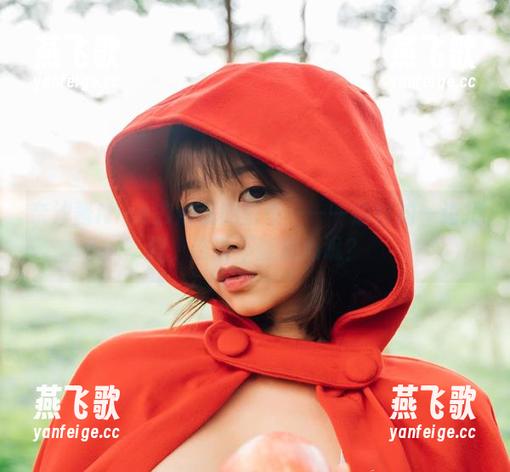 奈汐酱Nice去浪荡的壁纸——一边自拍一边扭捏，谁说不能贪心呢？
