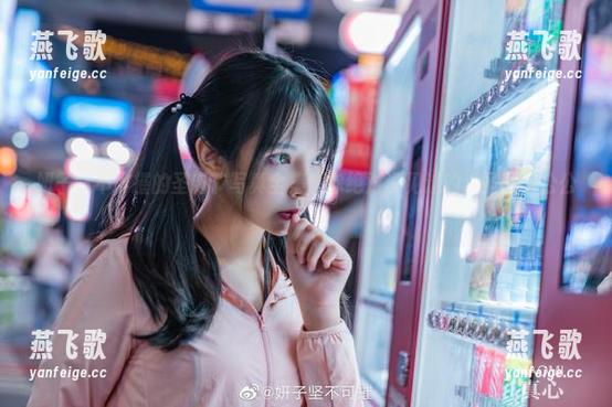 妍子坚不可摧的圣诞节写真全集：你绝对没见过的“圣诞老公公”