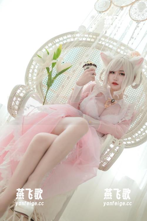 爱与不安的交织：小仓千代w的“有点不对劲的巫女”资源有点疯狂