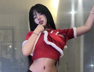 微密圈 – 小优优子中秋女仆套图，配上月饼，美得剁手也不心疼！