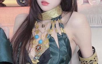 哦，福利出击！小小奶瓶儿“丝带女友”，让人有点小期待呢