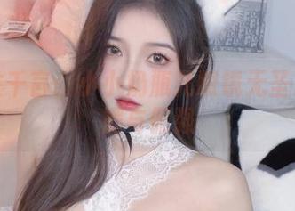 一图胜千言：小小奶瓶儿眼镜无圣光的妩媚与倔强
