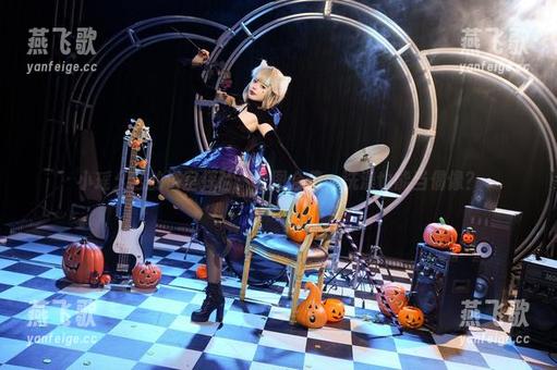 小瑶幺幺的浴室探险：原图合集，洗澡也能当偶像？