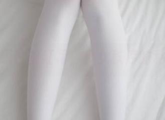 私房微醺白丝红裙，少女秩序的私密温柔
