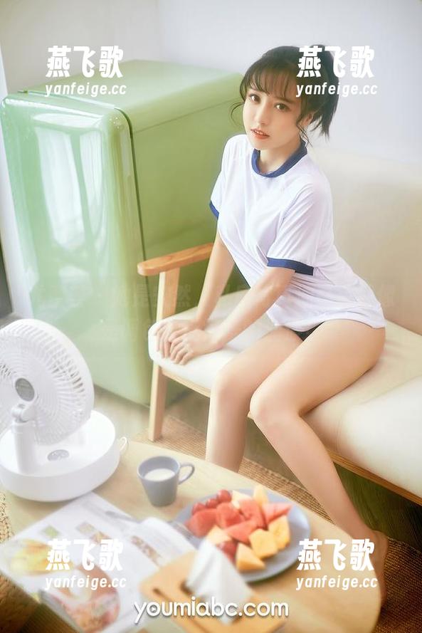 尤蜜荟 - 她是安然，私房写真油亮得就像是调色盘上闪烁的油漆！