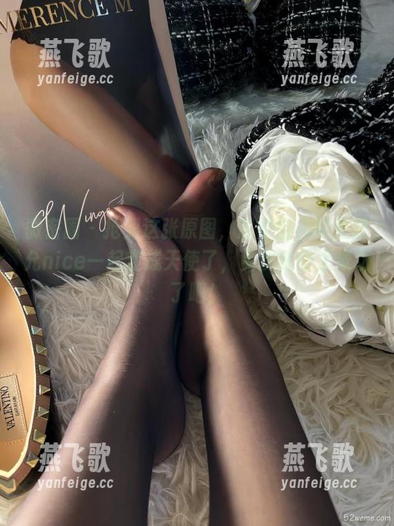 微密圈 - 抢到这张原图，感觉自己跟张思允nice一起变成天使了，免费做得太成功了吧！