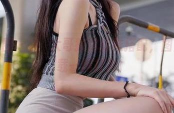 微密圈 – 徐珺大哥教你丝袜搭配，图库下载一网打尽