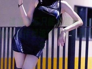 微密圈 – 谁说流苏只能是装饰？徐珺大哥的这套图让我怀疑流苏也是会表演的小精灵！