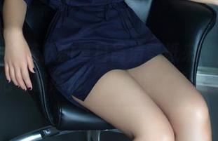 推女郎 – 连欣的夏日高清壁纸来啦，记得别把电脑热死，留点给它透透气！