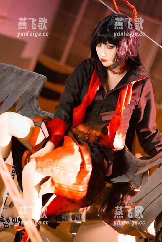 红色corset合集，是一只熊仔吗继续挑战你小心脏的底线。