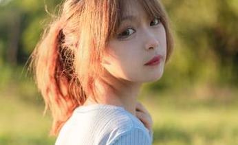 看完梨瑾瑾的女王写真，我的人生价值观都被重新定义了，图片真让人抓狂！