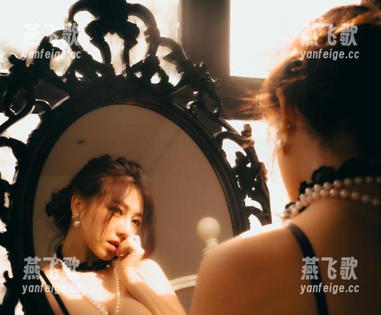 “樱晚gigi”和“肉丝”：图库里的那点小白话