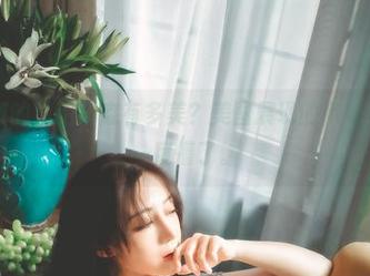 樱晚gigi的私拍到底有多美？美图展现的御姐魅力让我一度懵了。