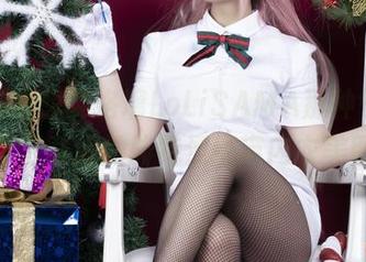 如果你也想要洛璃LoLiSAMA那种气场，赶快下载她的腓特烈绑带内衣美图！