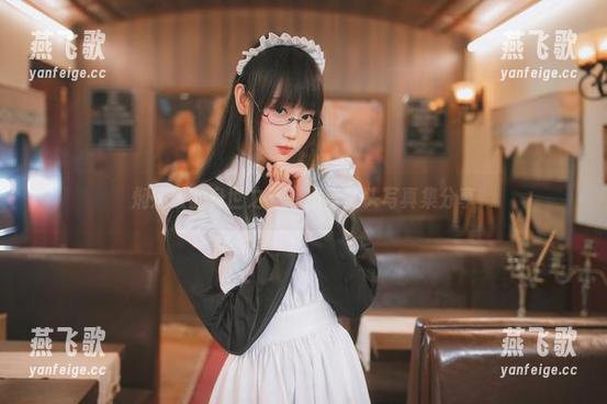 焖焖碳的身世之谜：恶毒兔头写真集分享