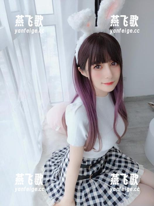 白银81的肉丝美图合集，顺便给我一个走神的理由。