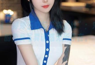 秀人网 – 婷婷玉立与“裤里丝”：宋愉愉的免费写真诱惑无所不在。