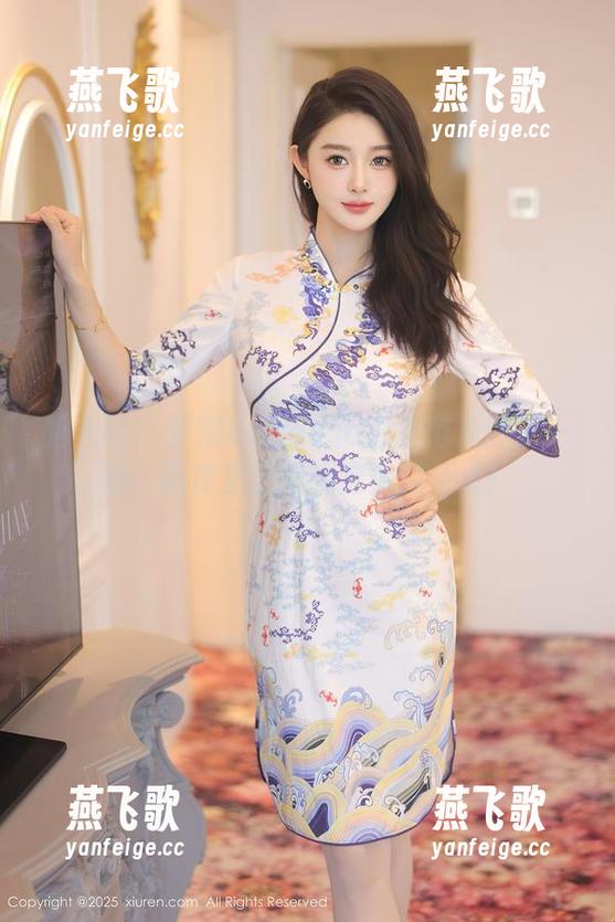 秀人网 - 梦娜Vanessa温柔范儿撒了一地，图库里全是精选般的亮点！