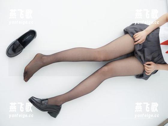 紧急企划-小恩 紧急企划 - 你以为小恩只会读书?优等生写真图集来曝真相!