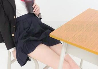 紧急企划 – 超清档案：小恩的内部定制写真，随便一瞥脑中小火花！
