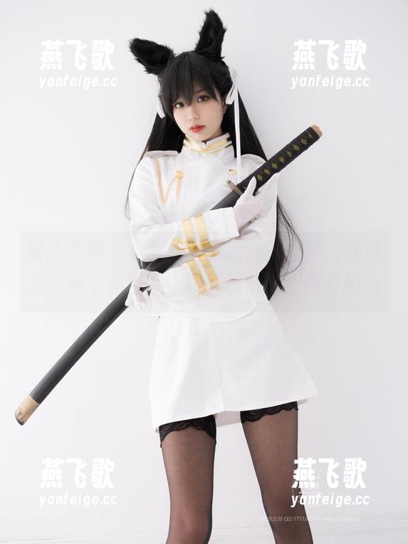紧急企划-小恩 紧急企划 - 小恩与校服的甜蜜碰撞,作品里,每个角度都像在轻声私语,真有趣。
