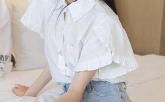 袜啵啵 – 小沫的红色匡威，与其说是鞋子，不如说是一种炫耀，美图我要立刻下载！