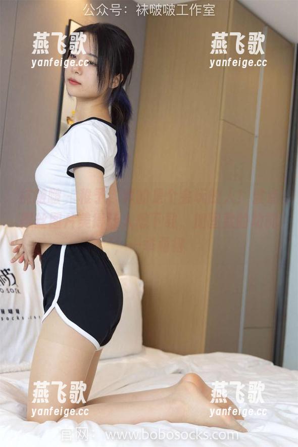袜啵啵 - 稚予，真的是个会玩的人！波点黑丝图片美得让人想下载，加固款的功能，一举两得