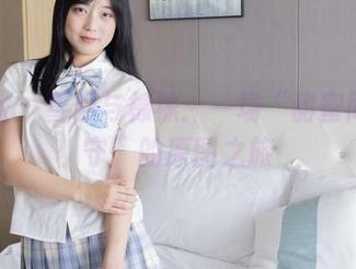 袜啵啵 – 雪糕与棉袜：一场“甜蜜而又保守”的原图之旅