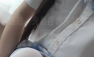 撇开所有想法，光看西尔酱的连衣裙写真就挺开心