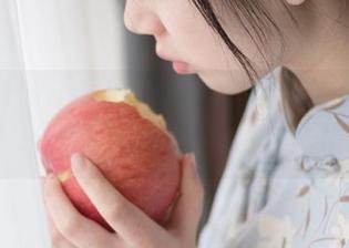 西尔酱私拍合集：金鱼和服，让我想起了小时候的那条金鱼…
