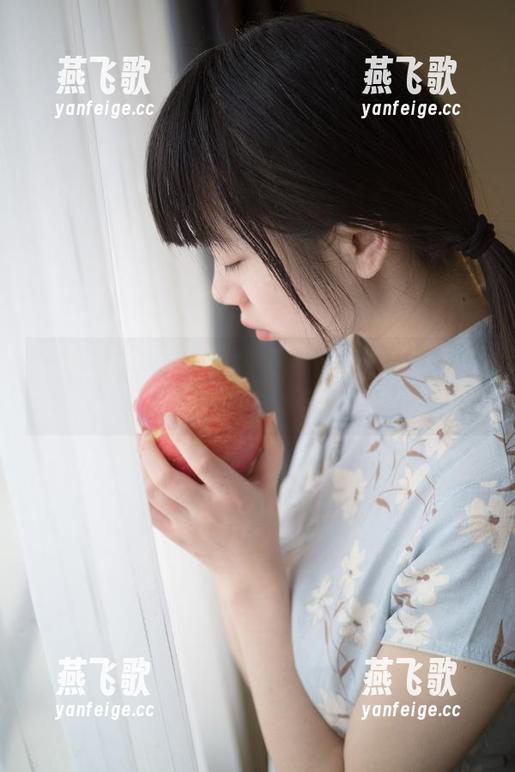 西尔酱私拍合集：金鱼和服，让我想起了小时候的那条金鱼…